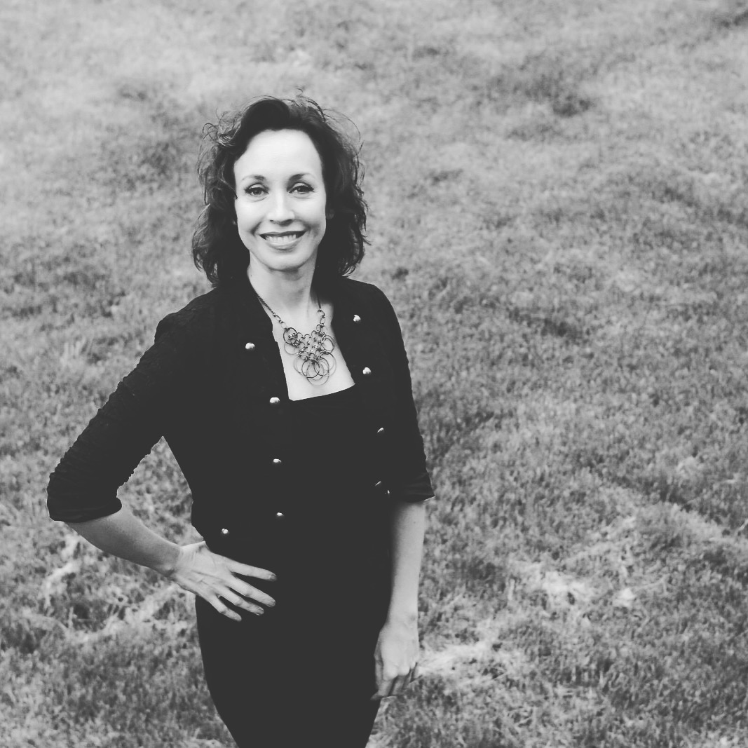 Dr. Lisa Bates portrait